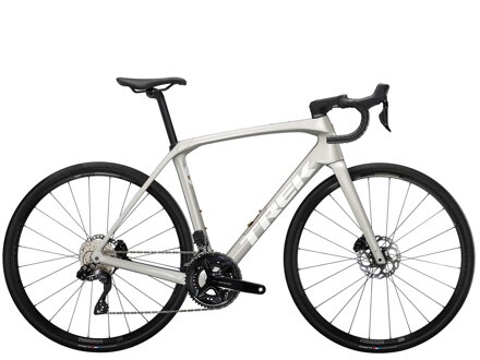 Bicykel Trek Domane SL 6 Gen 4 2025 strieborný