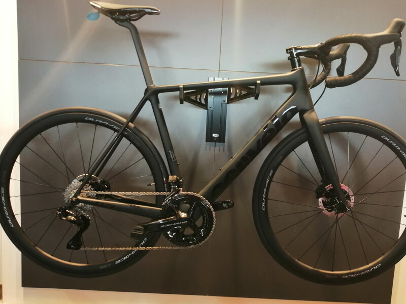 Bicykel Cervelo R5 D DuraAce čierny Bicykel Cervelo R5 D DuraAce čierny